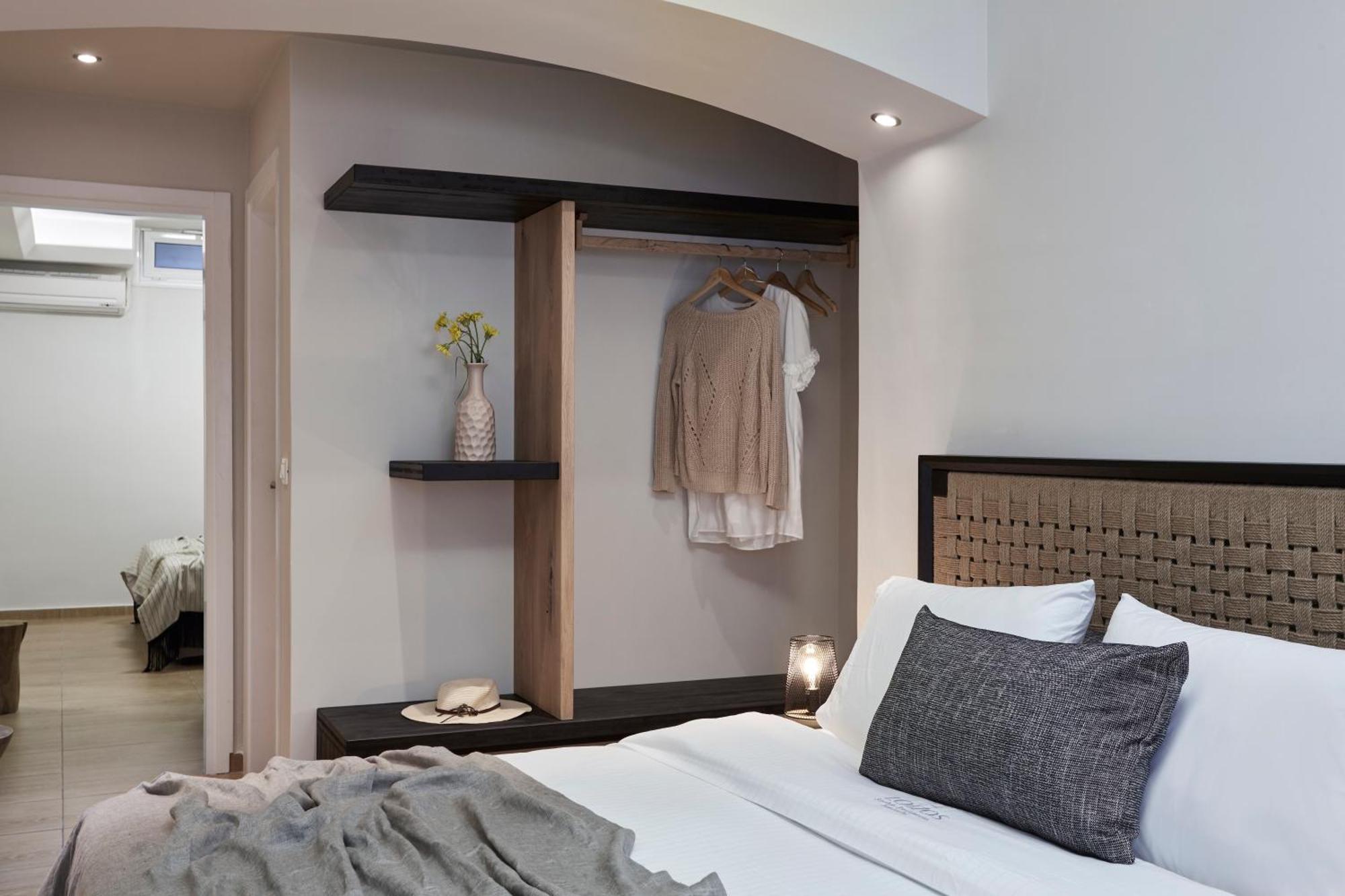 Loizos Stylish Residences Тира Экстерьер фото