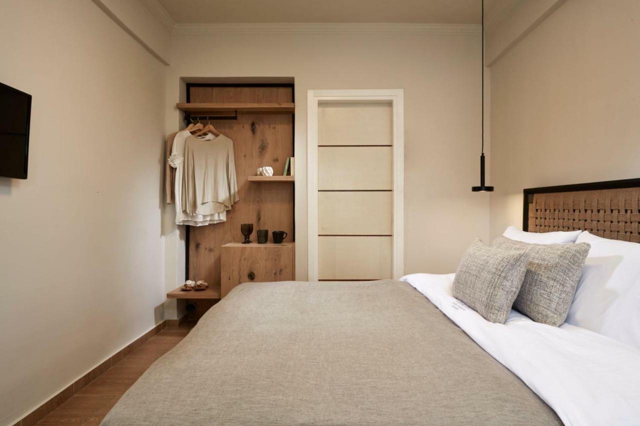 Loizos Stylish Residences Тира Экстерьер фото